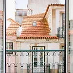 Bairro Alto In A Polaroid - Party In Appartement Lissabon