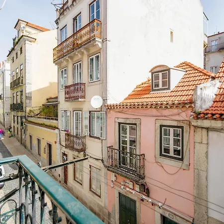 Apartman Bairro Alto In A Polaroid - Party In Lisboa