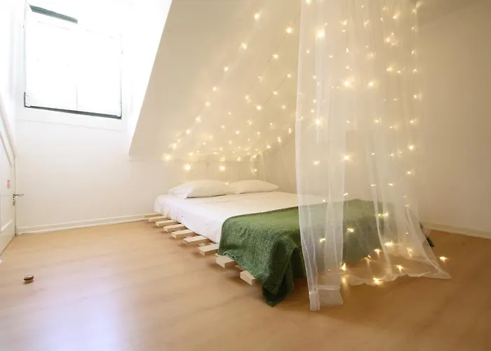 Bairro Alto In A Polaroid - Party In شقة *